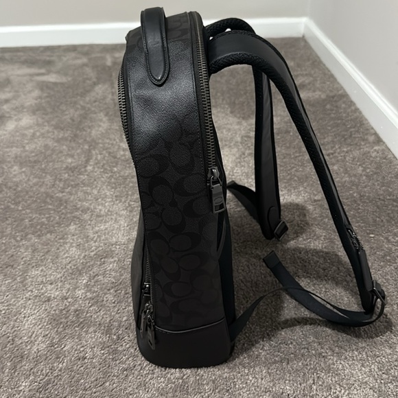 Coach Signature Black Men's Backpack - Picture 2 of 3
